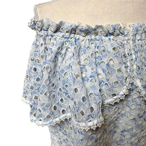 ML Monique Lhuillier Blue White Eyelet Off Shoulder Blouse Size Small - Picture 3 of 16